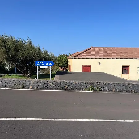 Casa Cueva Varas * El Mudo