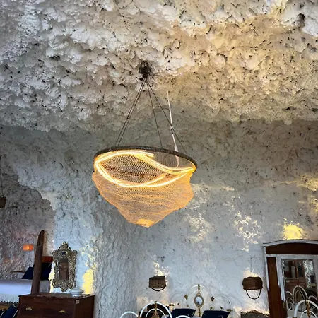 Casa Rural Cueva Las Varas 豪华帐篷 El Mudo